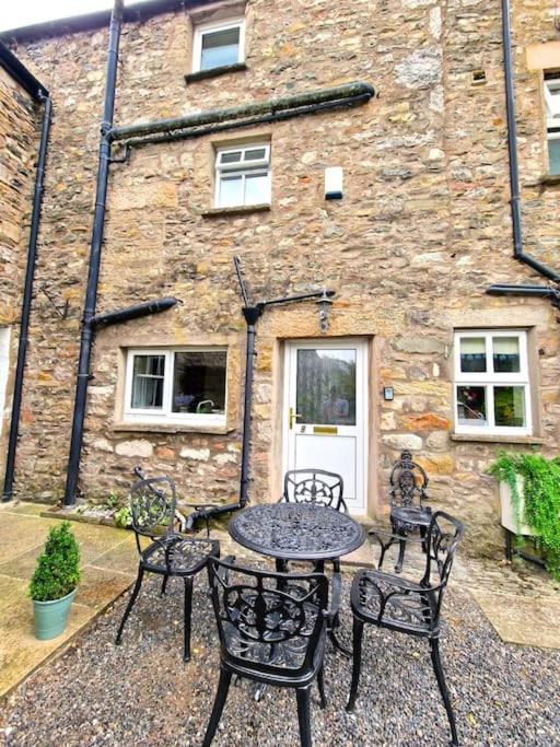 Holly Tree Cottage - Central Kirkby Lonsdale 3 Bedroom Ngoại thất bức ảnh